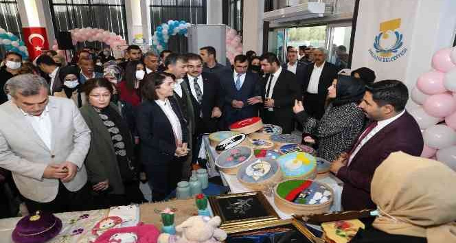 Urfa'da Anneler Önce okuma yazmayı öğrenip sonra meslek sahibi oldular;