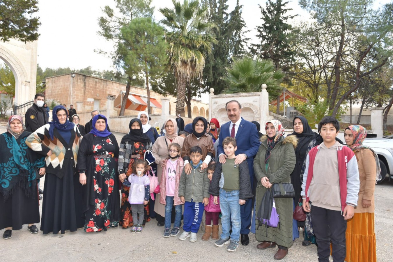 Vali Erin, Ezidilerin bayramını kutladı;