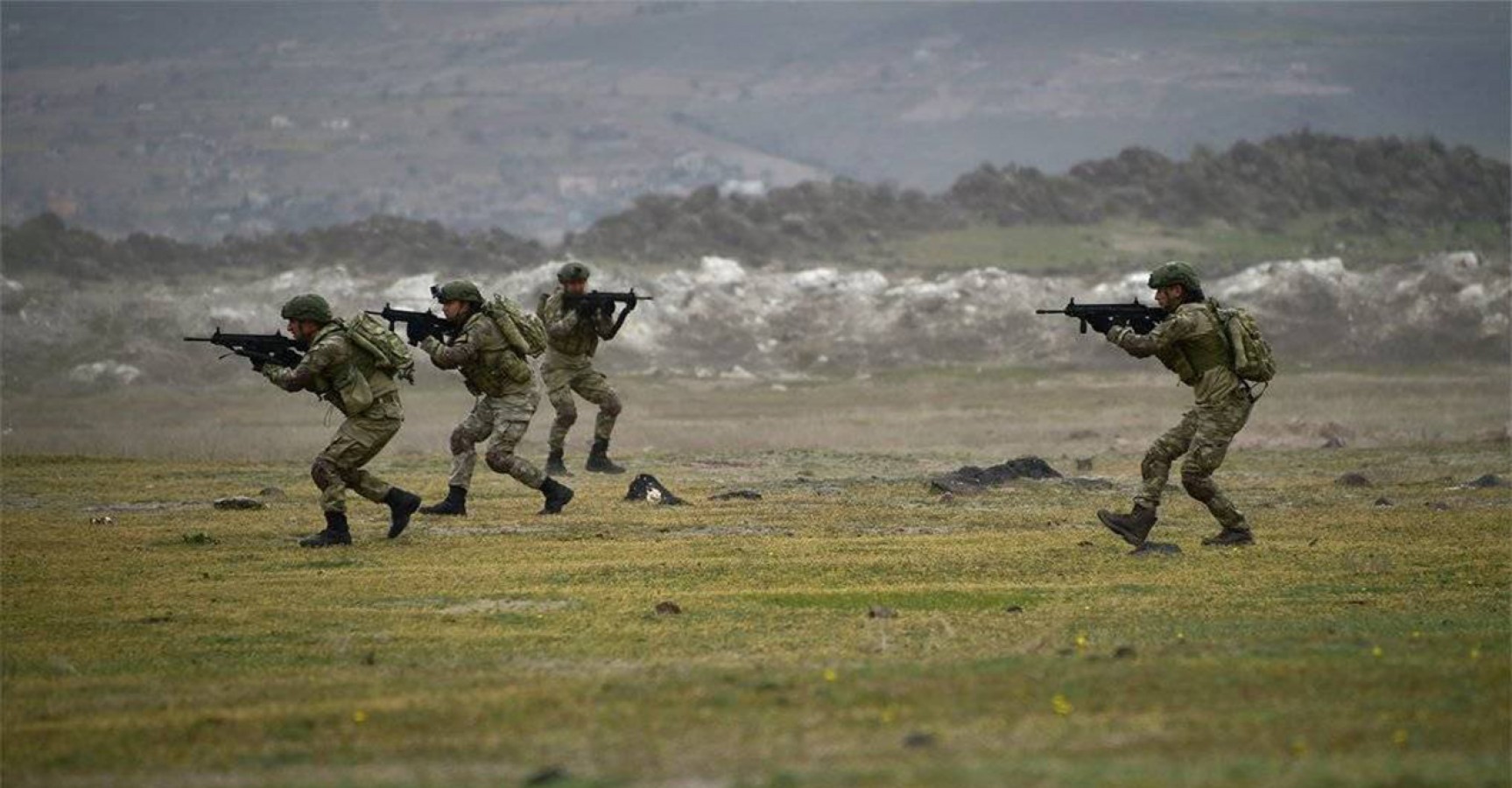 Urfa sınırında teröristlerin sızma girişimi önlendi;