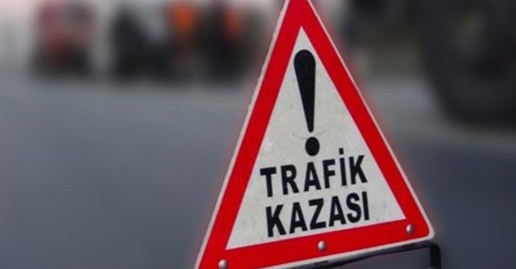 Dikkatsizlik kazaya neden oldu: 2 yaralı;