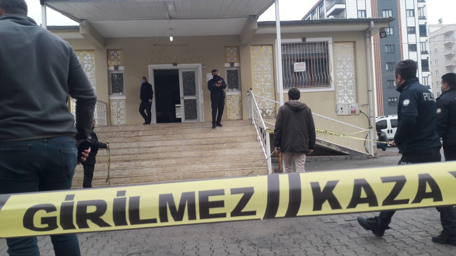 Şanlıurfa’da taziyede silahlı olay (-EK);