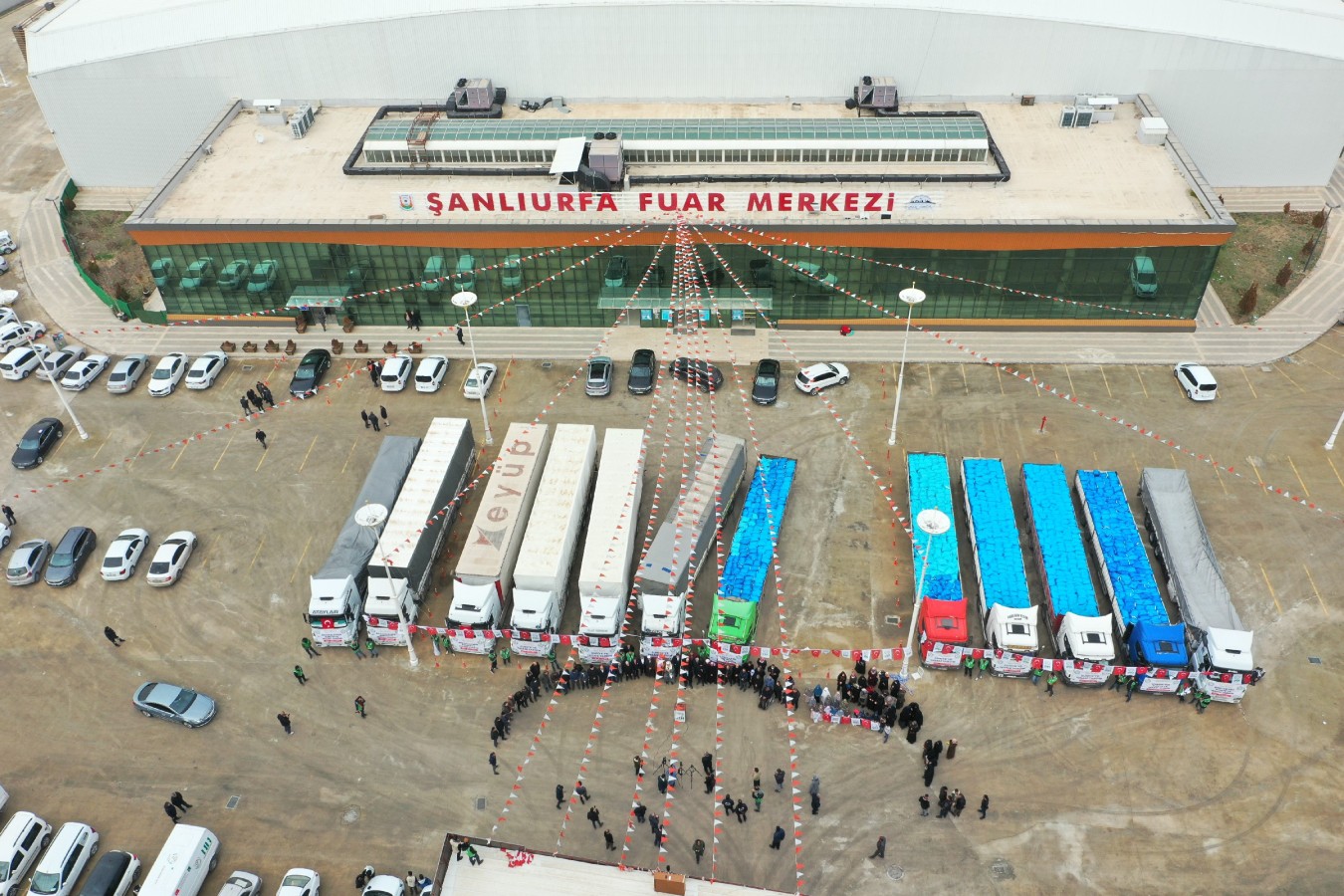 Şanlıurfalılar mağdur ve muhtaçların yardımına koştu;
