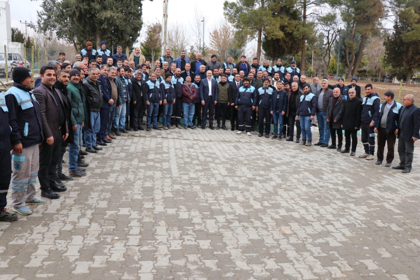 Başkan Aksoy'dan karla mücadele ekibine teşekkür;