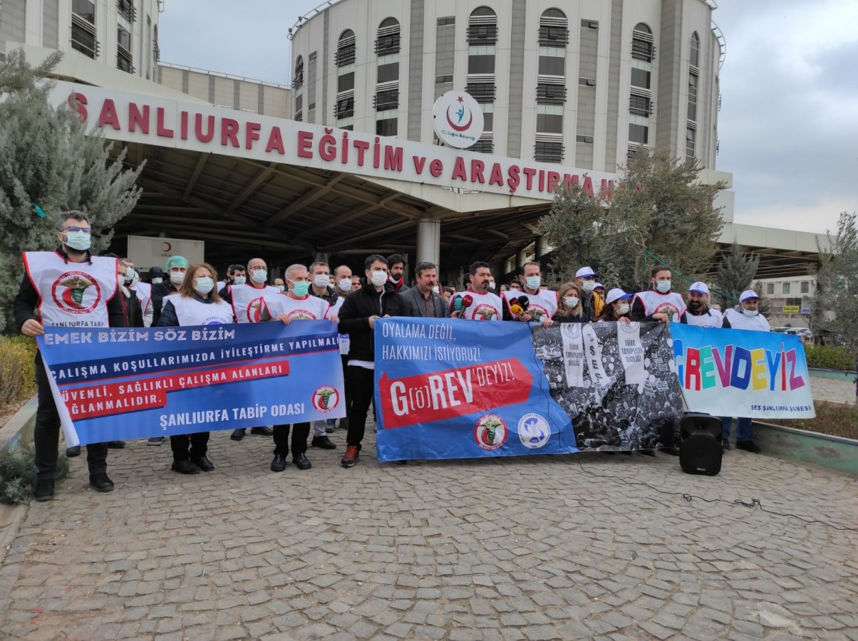 Şanlıurfa’da sağlık çalışanlarından hükümete çağrı;