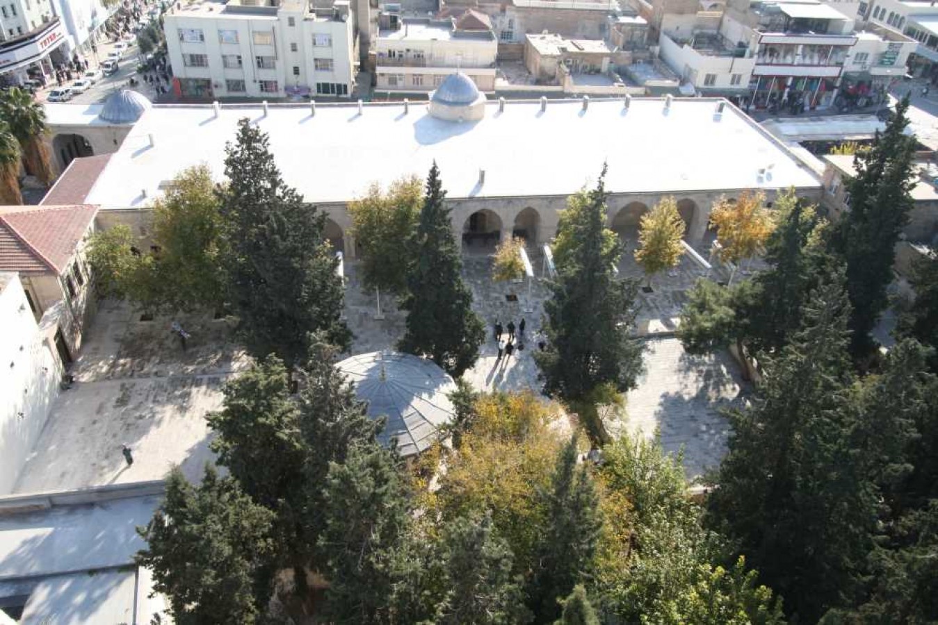 Tarihi Ulu Camii’nin klima motorlarını çaldılar;