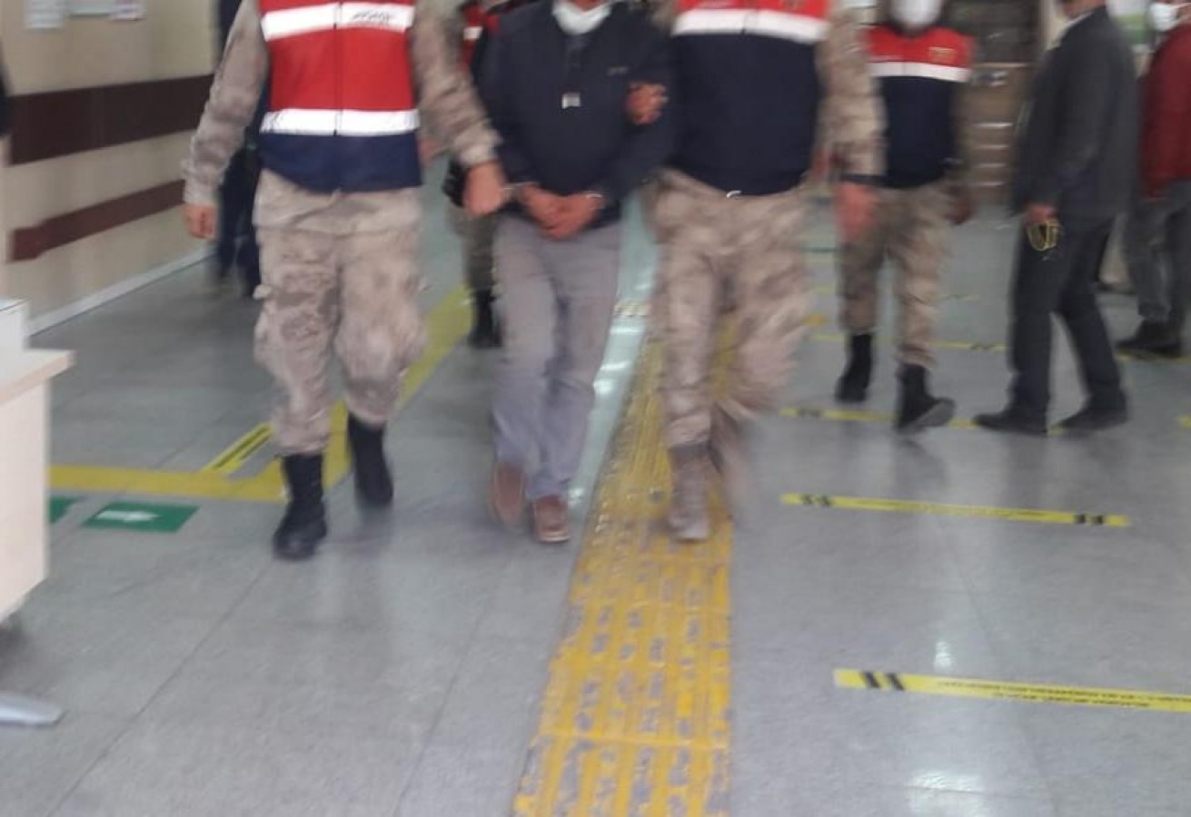 Terör suçundan aranıyordu! Jandarmadan operasyon;