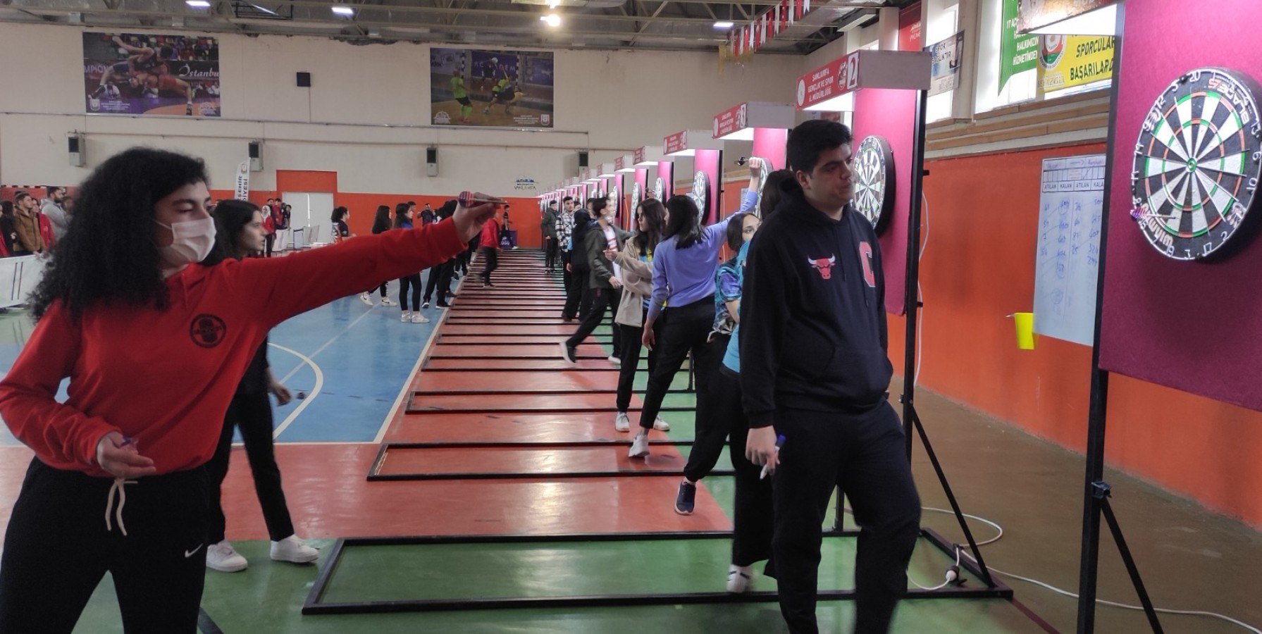 Şanlıurfa'da Şehit Demet Sezer Dart Turnuvası başladı;