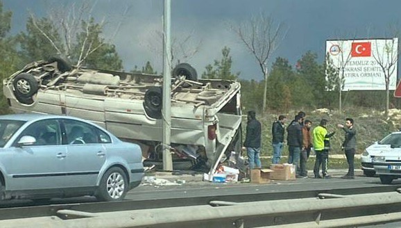 Şanlıurfa’da minibüs takla attı!;