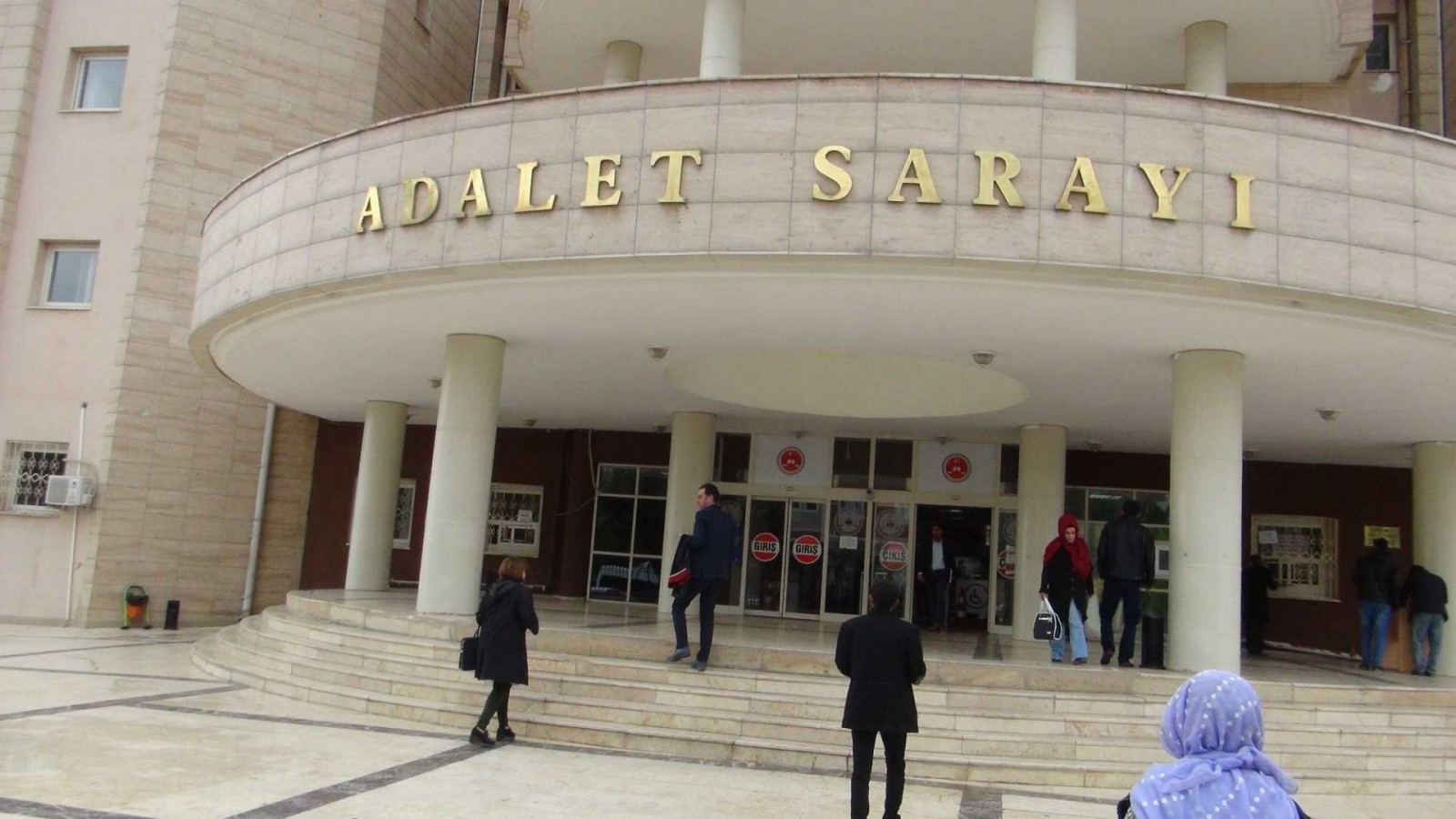 Urfa’da FETÖ’nün il imamına hapis;
