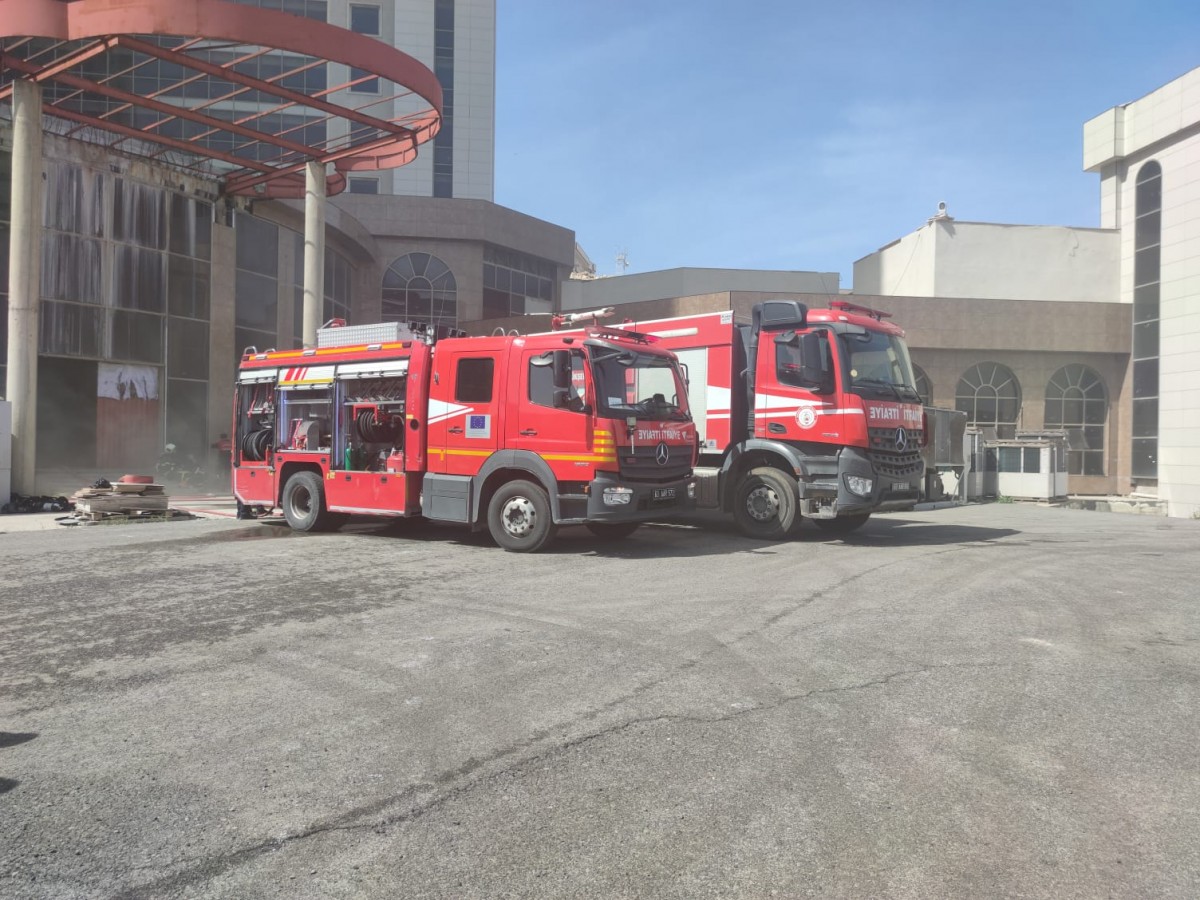 Urfa'da inşaat halindeki otelde yangın: 1 ölü;
