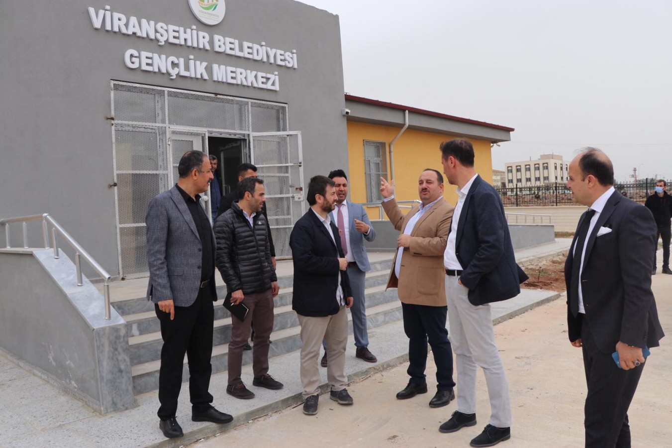 Başkan Ekinci Viranşehir’de gençliğe yeni yatırımlar için destek istedi;