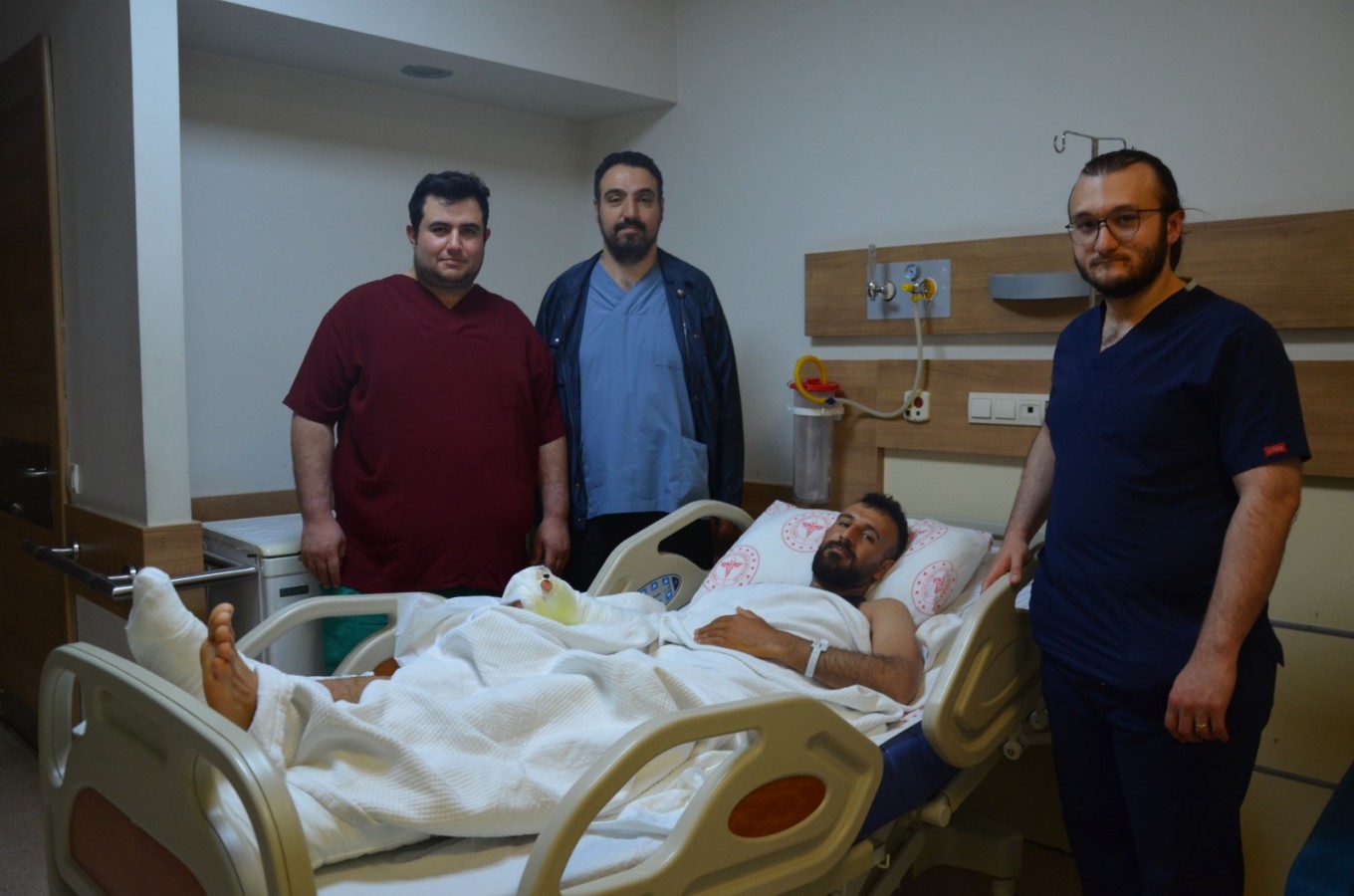Ayak parmağı eline nakledildi;