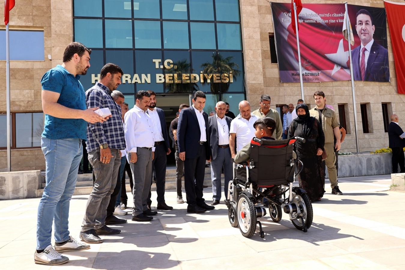 Başkan Özyavuz engelli vatandaşın talebini yerine getirdi;