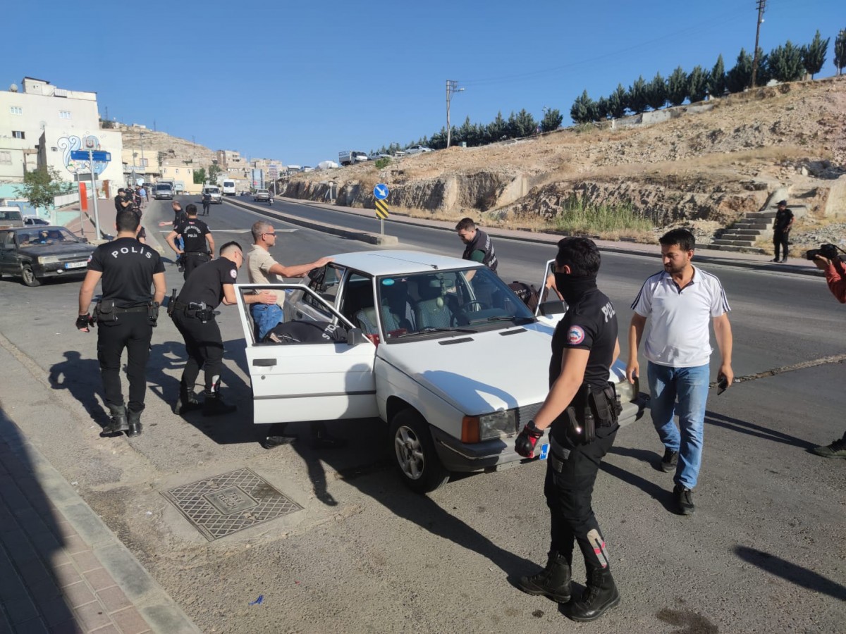 Şanlıurfa’da şafak operasyonu: 28 gözaltı;