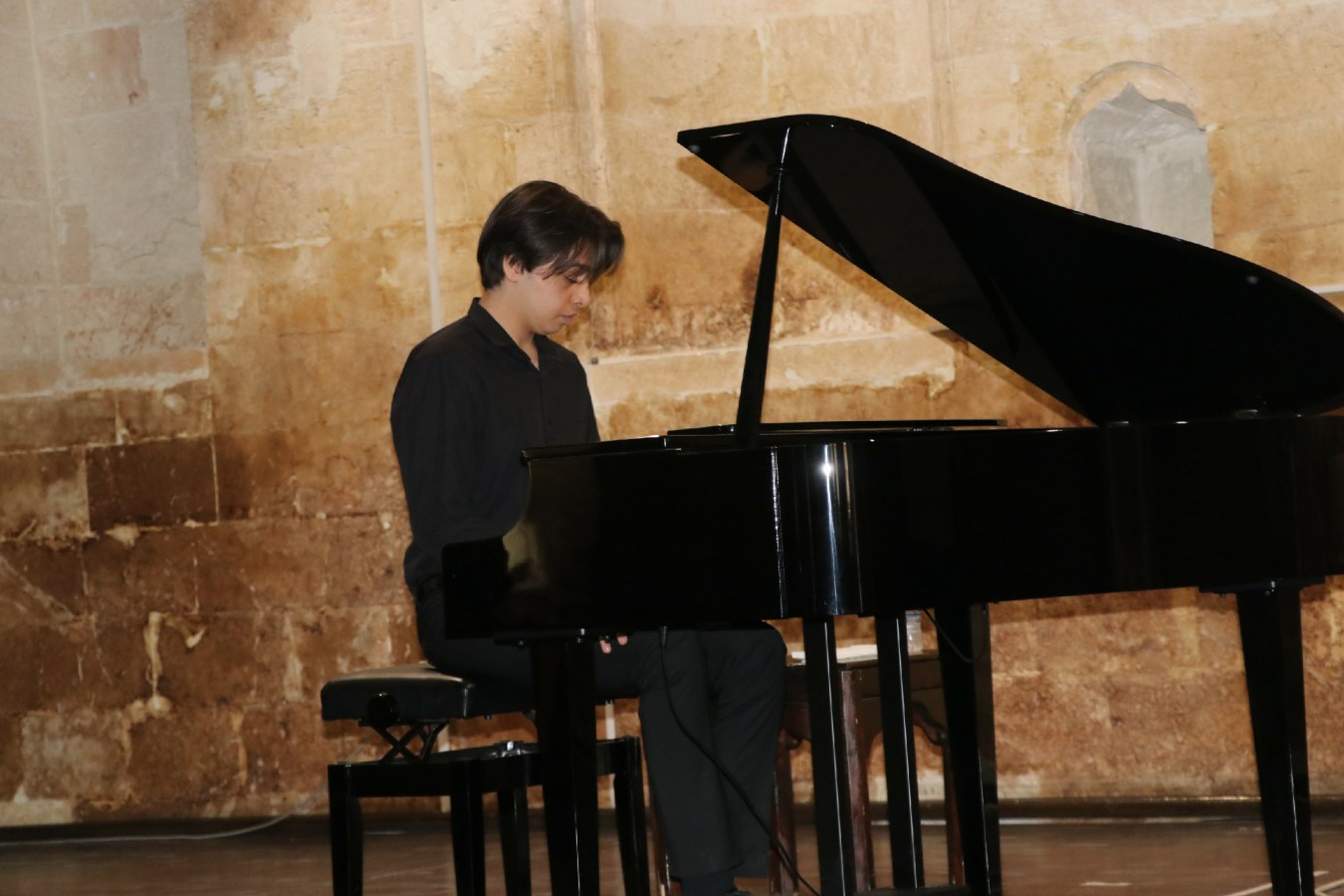 Piyanist Şakır’dan piyano resitali;