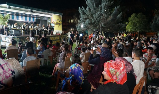 Haliliye'de Halk Konserleri Devam Ediyor