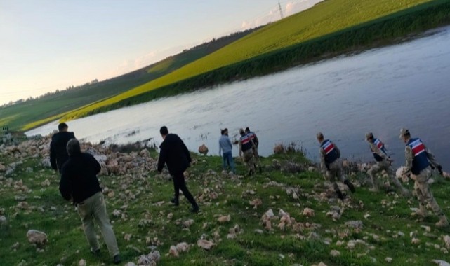 Urfadaki Sel Felaketinde Akıntıya Kapılan Çocuk Aranıyor;