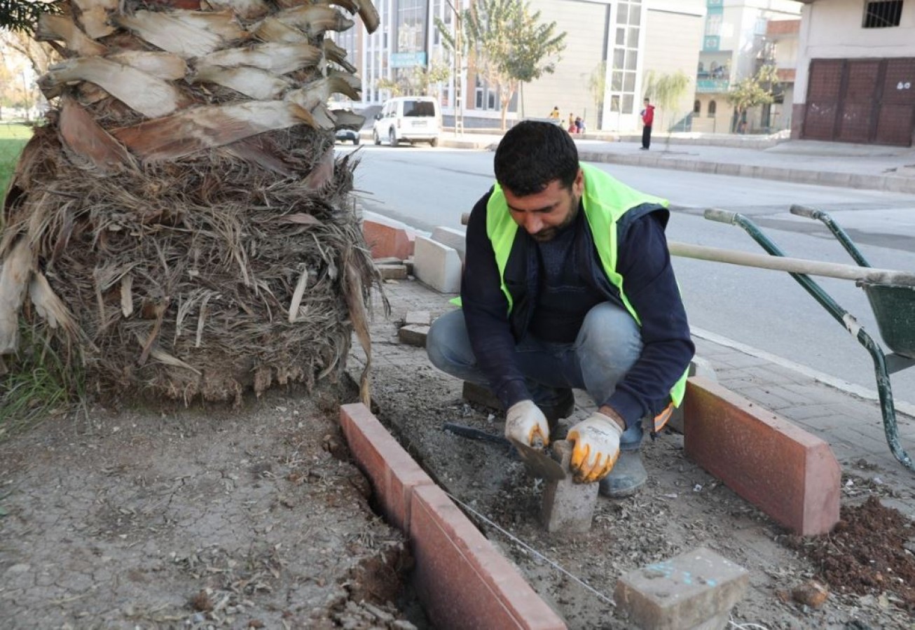 Eyyübiye'de ki Parklarda Çalışmalar Başladı..;