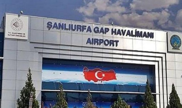 Uçak Seferlerinin Yetmemesine Rağmen Urfa'da Binlerce Kişi Uçtu;