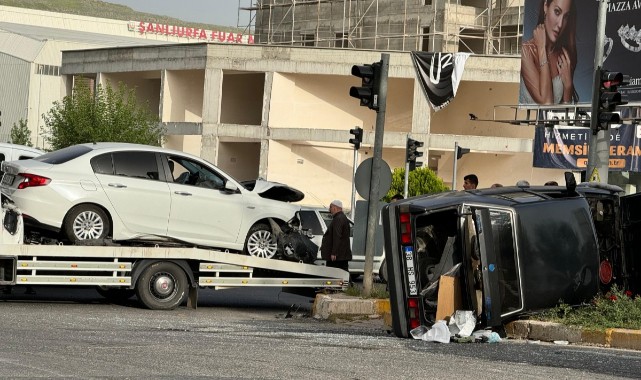 Karaköprü'de Kaza Maddi Hasarla Atlatıldı.;