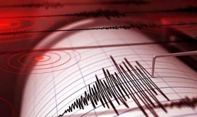 Sondakika Deprem Oldu Urfa'da Hissedildi.;