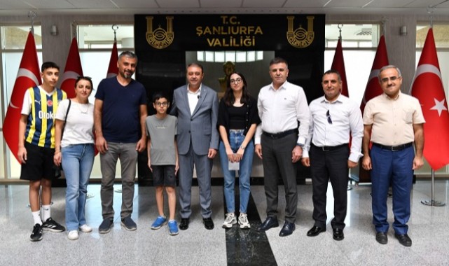 Şanlıurfa'daki Başarılı Öğrencilere Ödül;