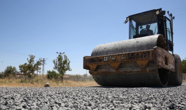 Karaköprü Belediyesinden Kırsal Mahallelerde Asfalt Çalışması;
