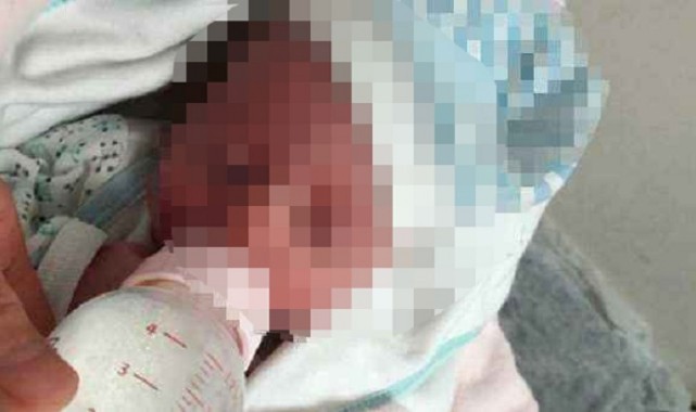 Urfa'da Yeni Doğan Bebeği Sokağa Bıraktılar..!