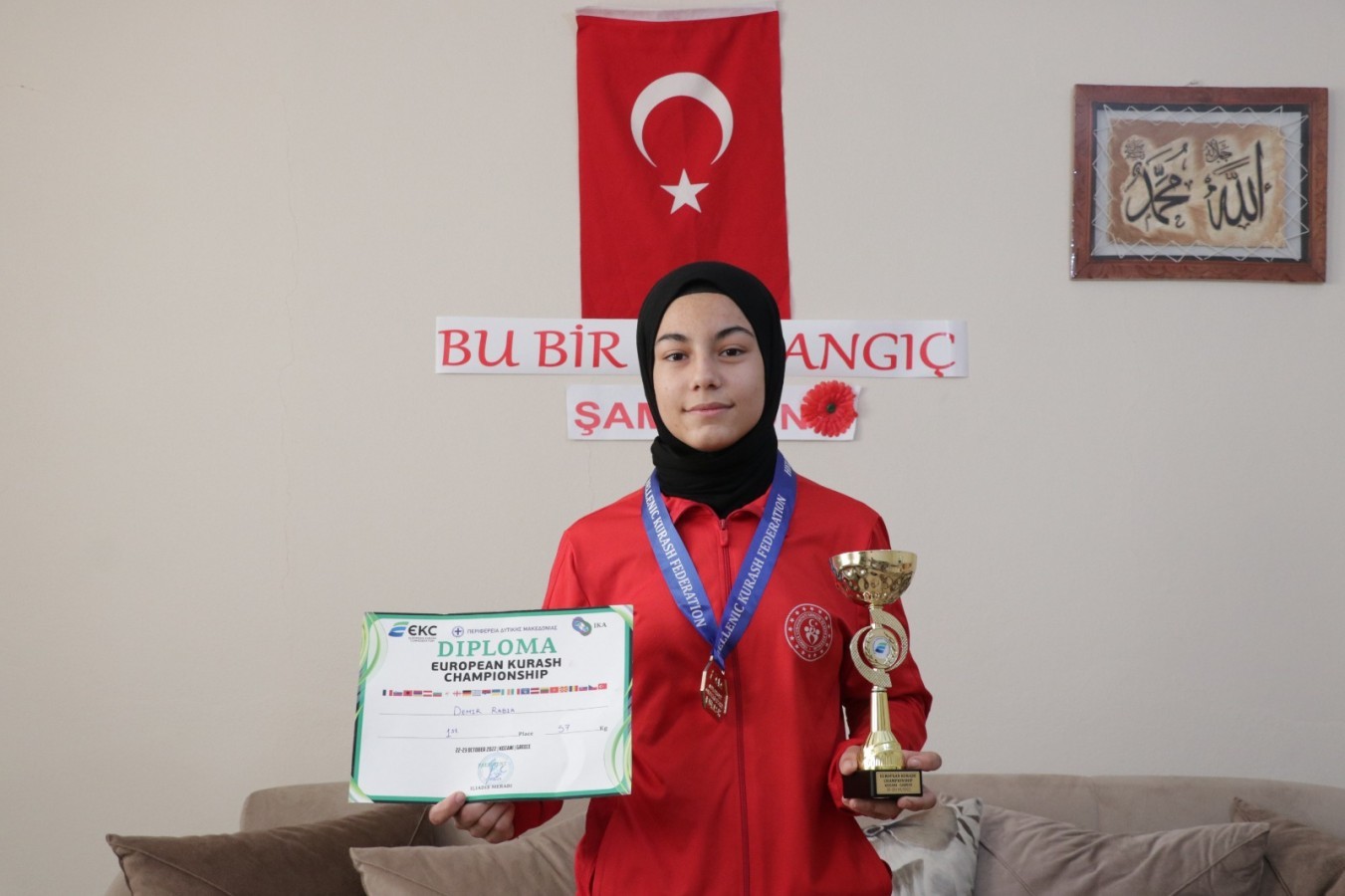 Şanlıurfa'lı Sporcu Rabia Demir hedefi Dünya Şampiyonluğu